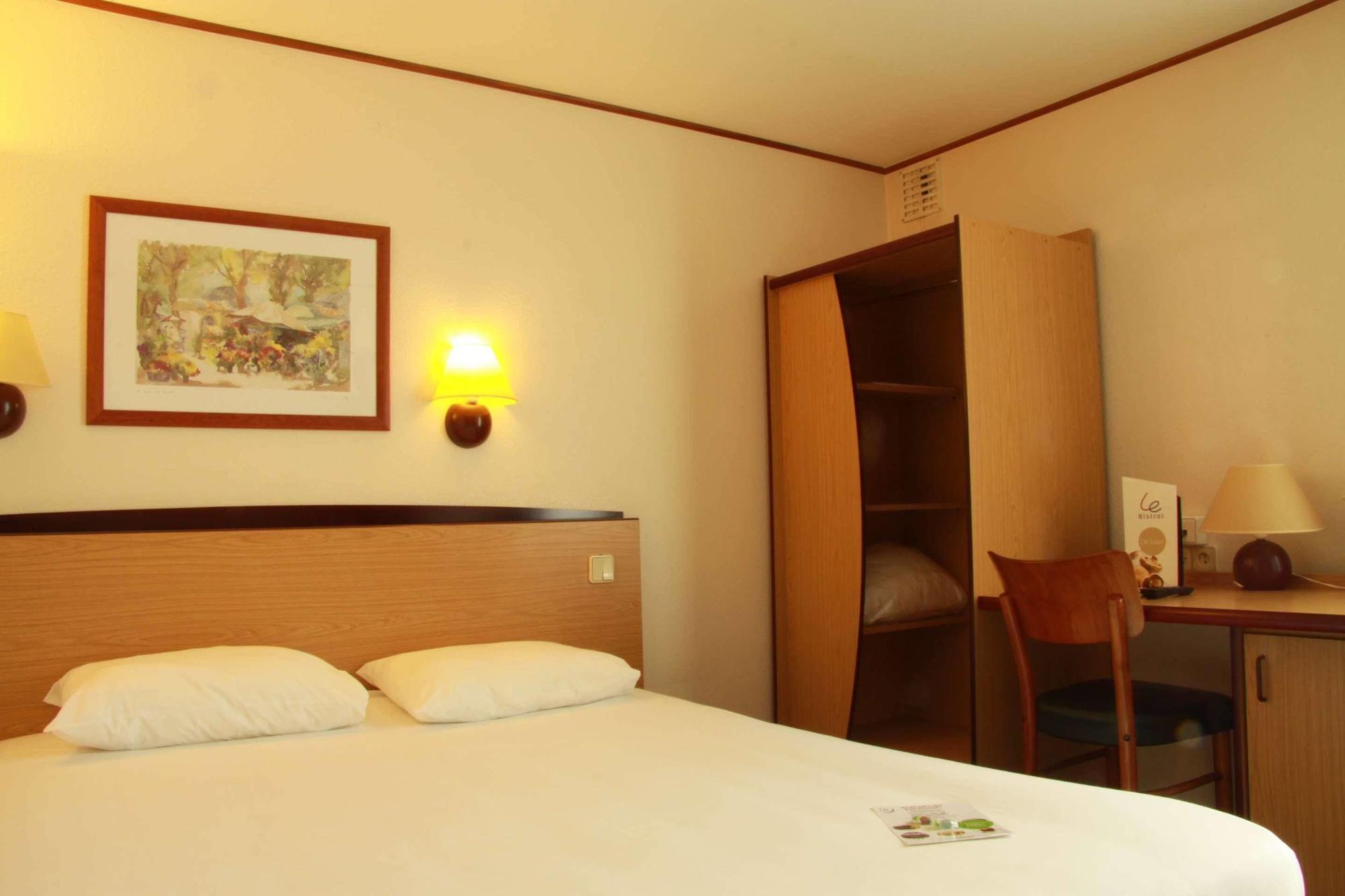 Campanile Hotel&restaurant Zwolle Hotel 3*